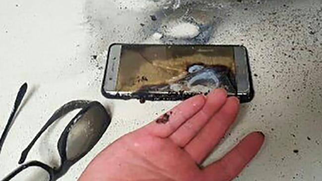 手机流量监测，索尼 Xperia Z2 智能手机起火爆炸 索尼第一起着火事宜