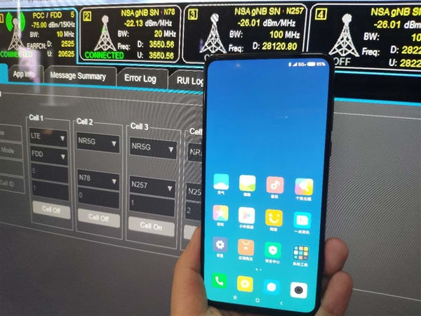 西游手机游戏，中国三大厂齐晒 5G 手机 背后站着一巨人