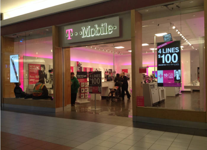 大显智能手机，美国第三大运营商 T-Mobile 宣布今年将在 30 个都会建 5G 网络