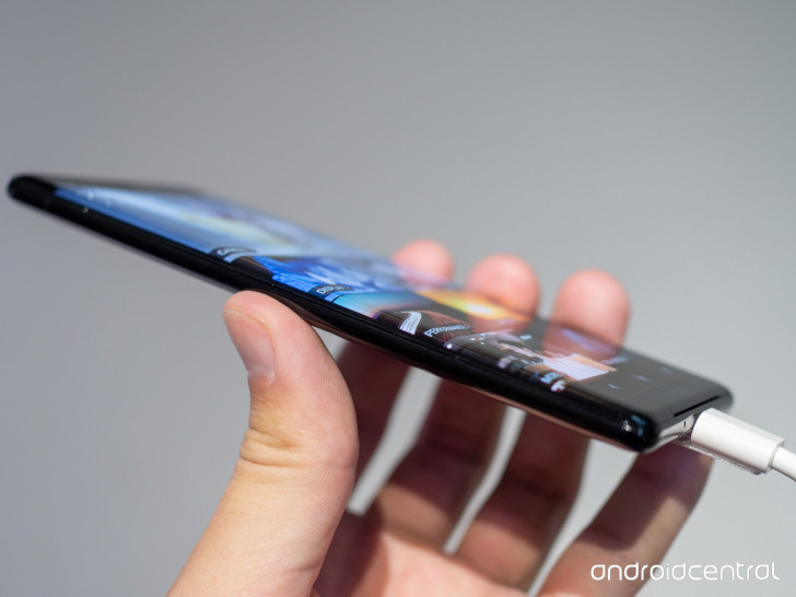 智能手机和普通手机的区别，索尼 Xperia XZ3 真机图赏：这款手机不一般