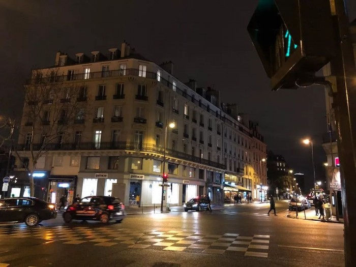 建设银行手机转账，带华为 P20 Pro 夜游巴黎：徕卡三摄+AI 手持超级夜景