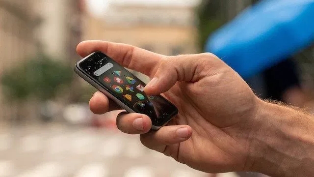 手机之家助手，Palm Phone 手机解锁版公布：售价为 350 美元
