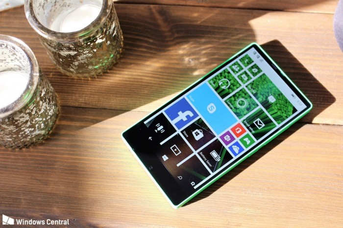 手机nokia，来自 2014 年的诺基亚 Lumia 435：屏占比 79% 照样中端机