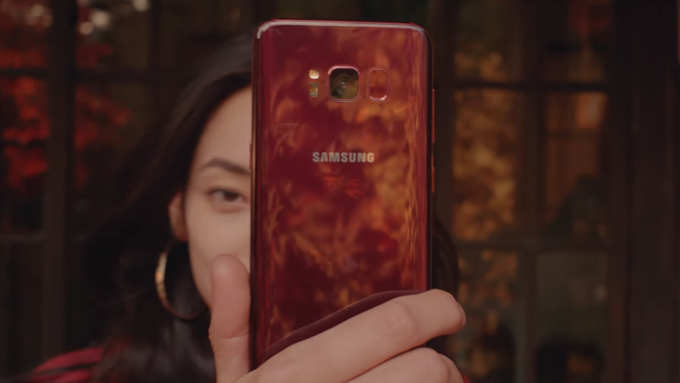 手机辐射量，三星 Galaxy S8 全新枫叶红配色曝光：颜色美呆