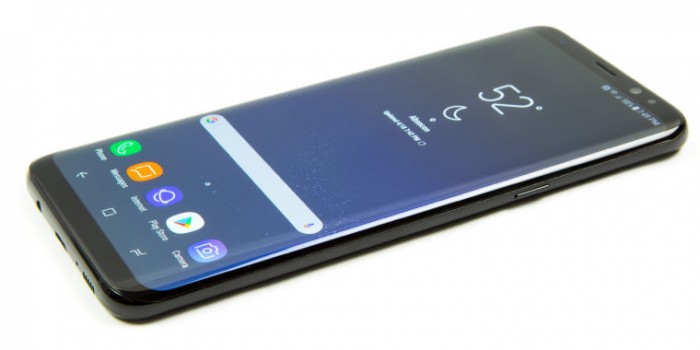 小米3手机，韩媒：三星已放弃在 S9 中使用屏下指纹识别手艺