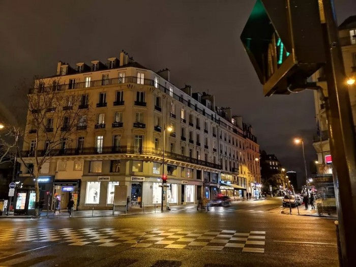 建设银行手机转账，带华为 P20 Pro 夜游巴黎：徕卡三摄+AI 手持超级夜景