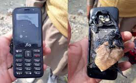 80s手机电影网站，印度超廉价手机 Jio 爆炸导致悲剧：60 岁老人被烧死