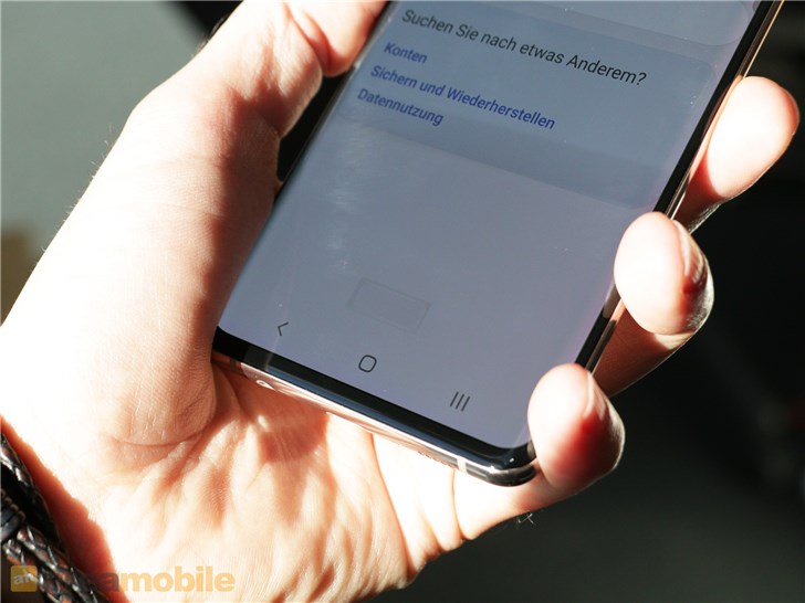 苹果支持安卓手机以旧换新，三星 Galaxy S10 屏幕指纹泛起争议：外媒指出强光下可看到形状