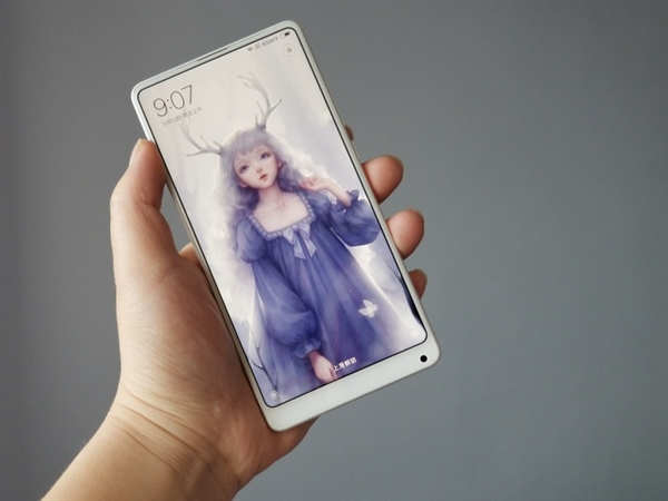 齐乐手机，小米 MIX 2 全陶瓷尊享版上手：4699 元 8G 全陶瓷