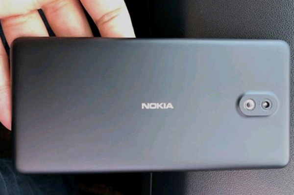 珠海手机网，诺基亚 1 通过 FCC 认证：搭载 Android Go 系统