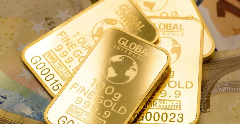 为什么国际石油价格变动会影响黄金价格？说说原油与黄金关系